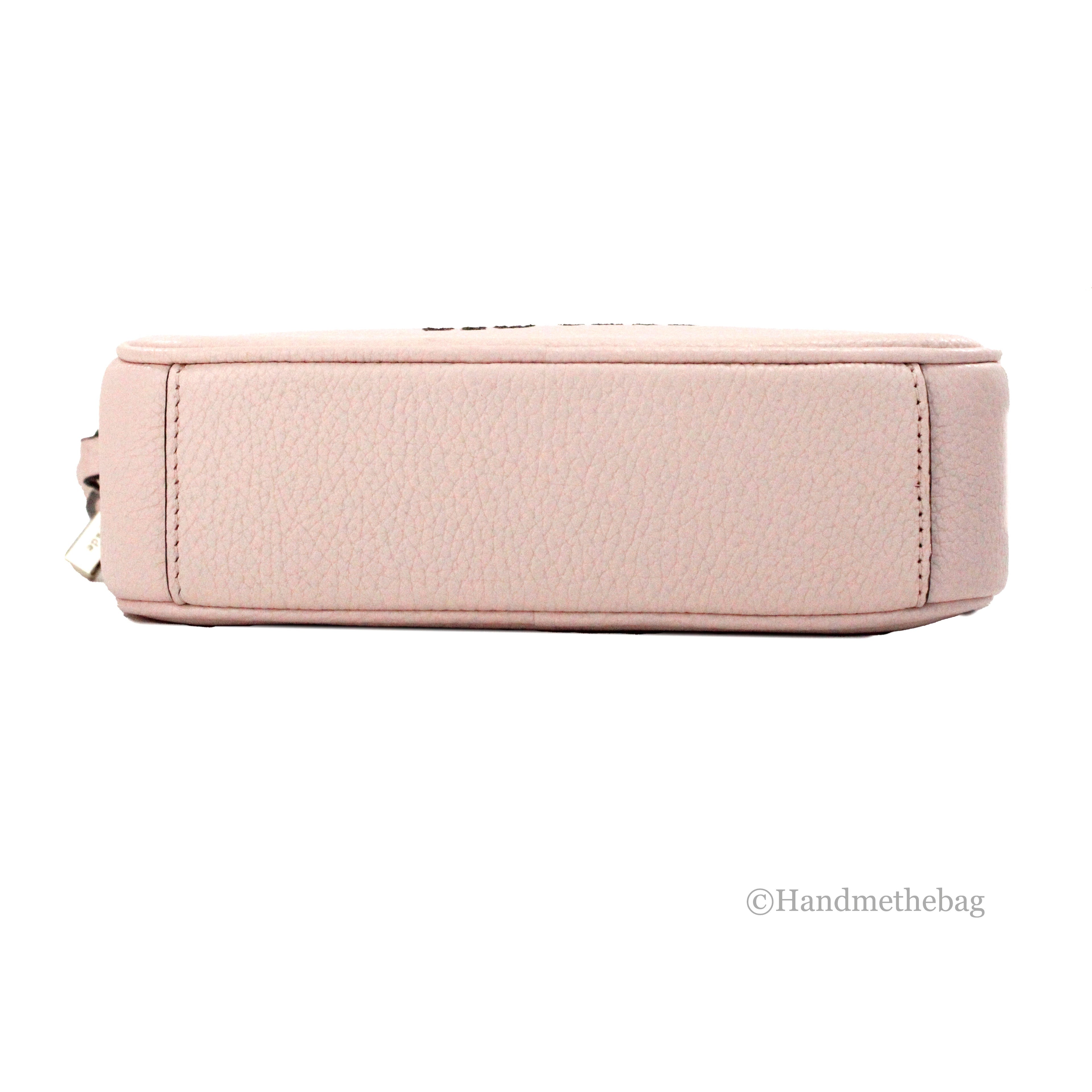 Sac appareil photo Kate Spade en cuir gaufré rose scintillant, mini